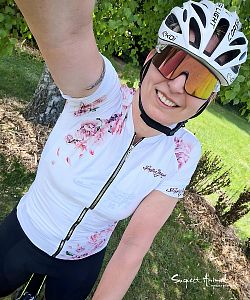 Dámský cyklistický dres Cykloanimal Gold bílá + návleky na ruce